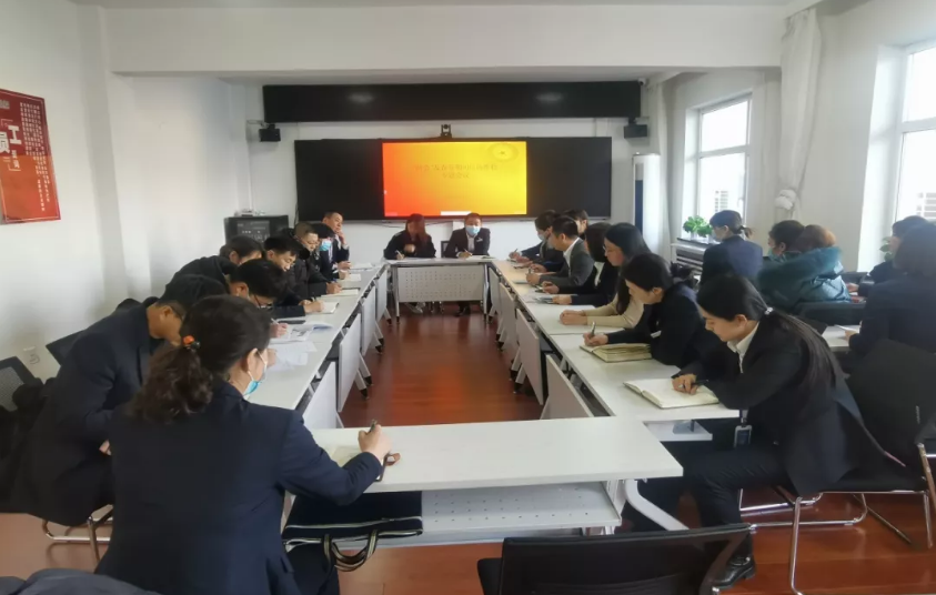 恒行娱乐集团、温泉集团召开“两会”及元旦春节信访维稳专题会议